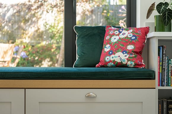 A setting arrangement